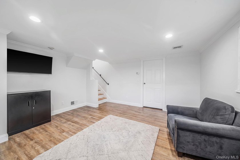 Welcome to this beautifully expanded split-level home situated - photo 33