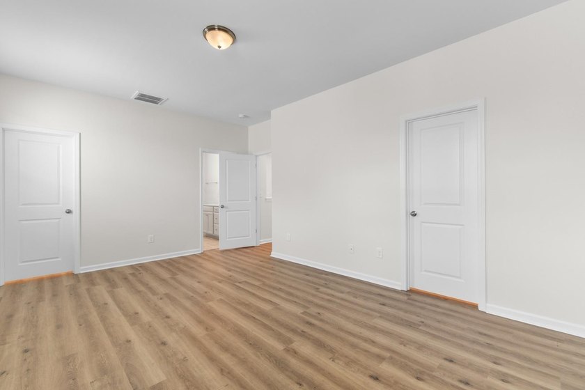 Imagine coming home to a quiet, tree-lined community just - photo 20