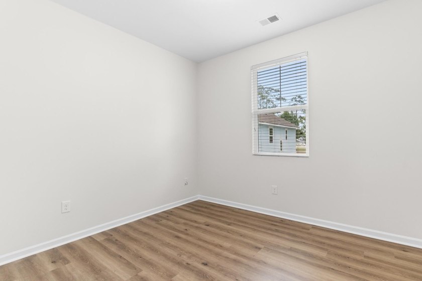 Imagine coming home to a quiet, tree-lined community just - photo 31