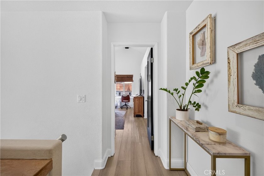 Nestled on a quiet cul-de-sac in highly desirable Alamitos - photo 32