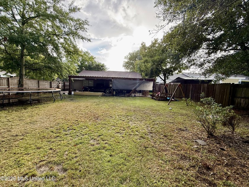 Welcome to Eastlawn! This updated 3-bedroom, 2-bath home sits on - photo 18