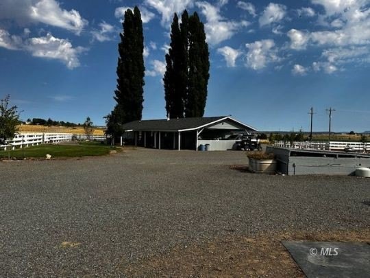 # 2906662 525 Co. rd 260 Alturas, Ca. 19.69-acre equestrian - photo 23