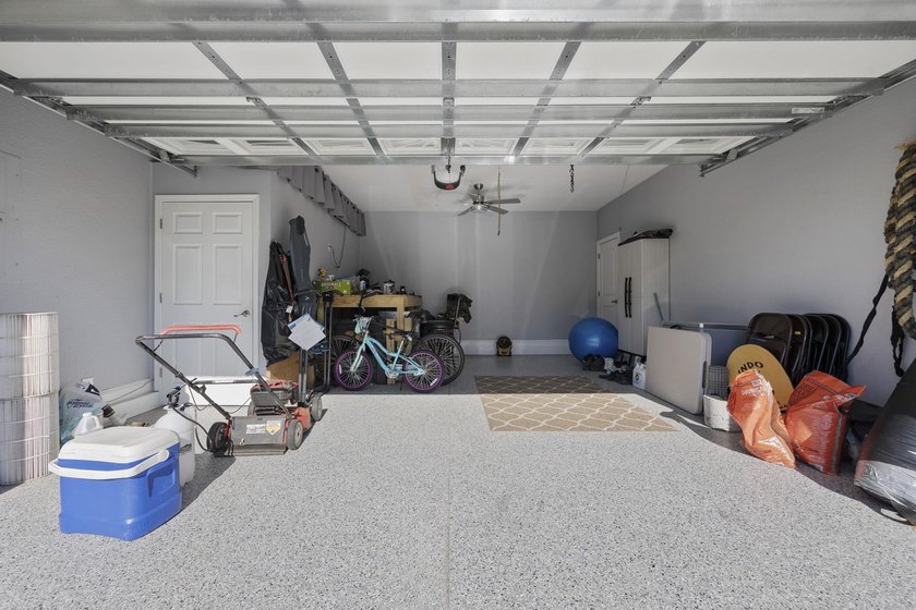Welcome to 418 Cabo Loop, where everyday living feels like a - photo 31