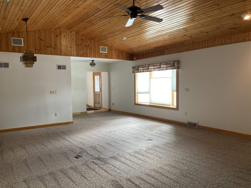 VRP $825,000-$850,000 Stop dreaming and start living. This - photo 19