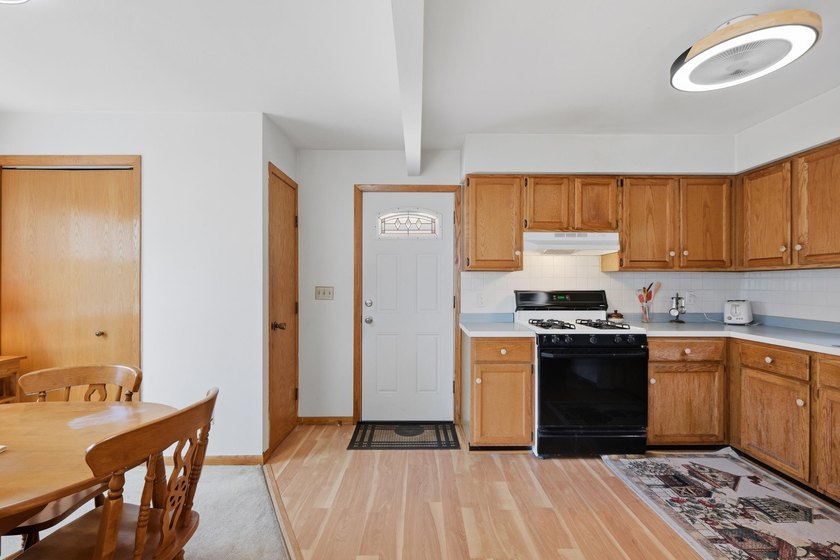 VRP $825,000-$850,000 Stop dreaming and start living. This - photo 35