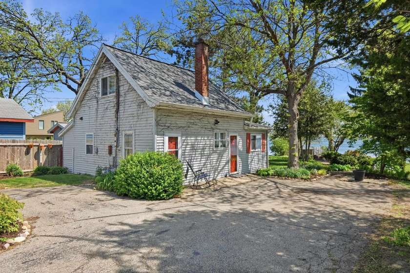 VRP $825,000-$850,000 Stop dreaming and start living. This - photo 49