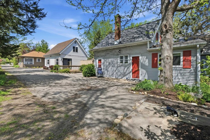 VRP $825,000-$850,000 Stop dreaming and start living. This - photo 50
