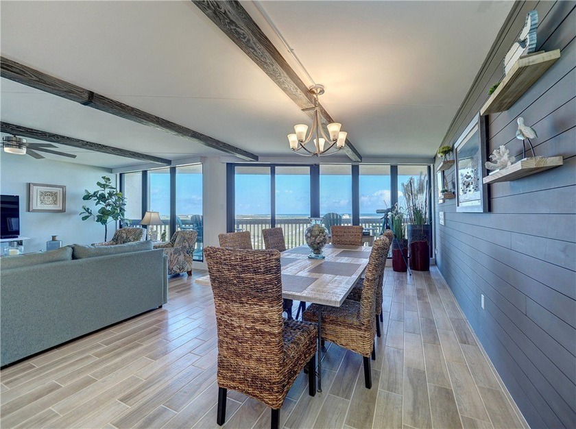 Don't miss out on this beautiful condo. This is a sixth floor - photo 4