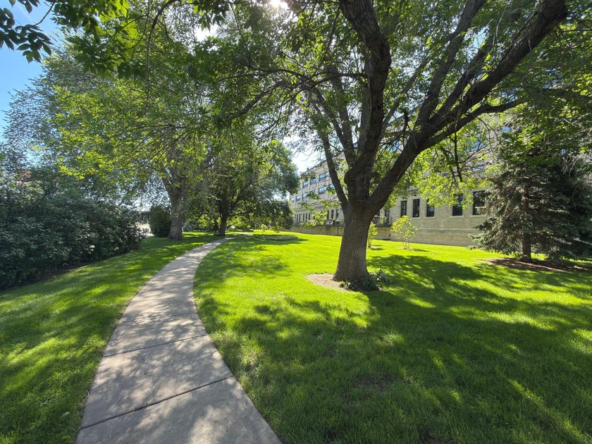 Historic CW Lofts in NE Minneapolis, 4th-floor gem unveils a - photo 26