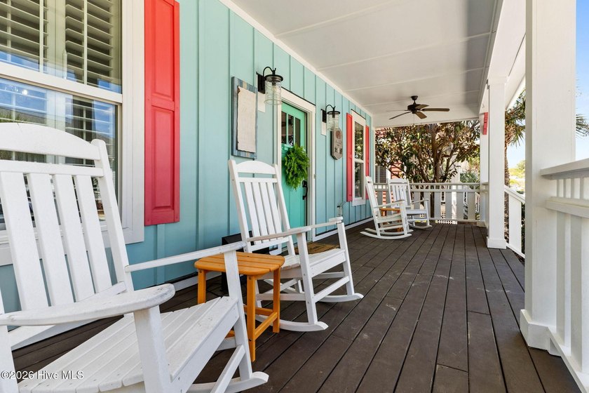 Charming Coastal Cottage with Easy One-Level Living Near the - photo 5