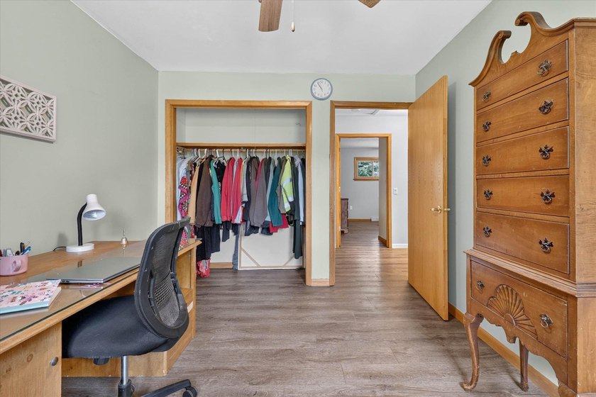 Beautifully remodeled all-brick ranch on a sprawling 2.2-acre - photo 22