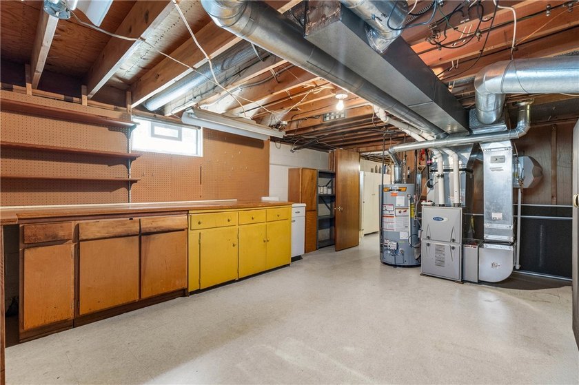 Enjoy the ease of single-level ranch living in this - photo 35