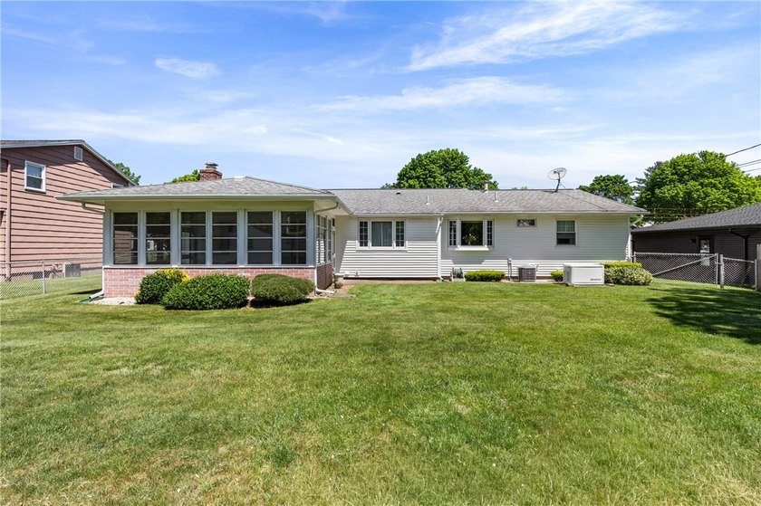 Enjoy the ease of single-level ranch living in this - photo 37