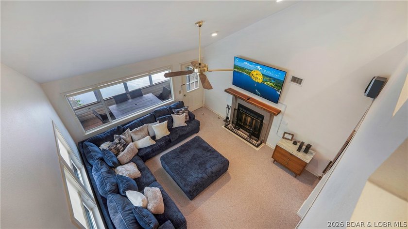 Enjoy lake front living at this multi-level and spacious 1,758 - photo 12
