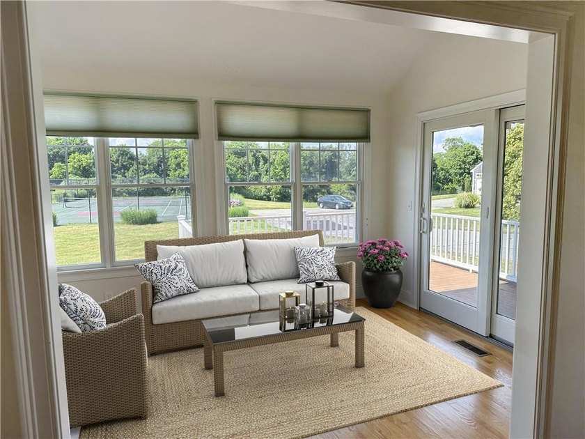 WELCOME HOME TO 189 FERRY LANDING CIRCLE. THIS RARE, CORNER UNIT - photo 33