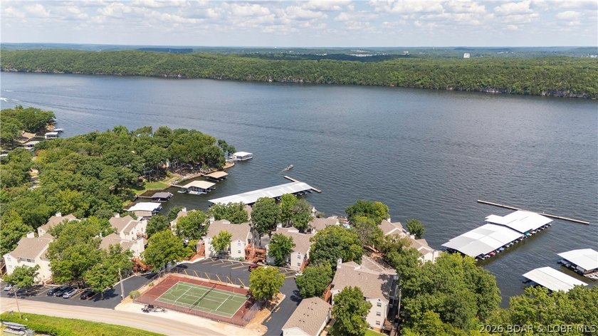 Enjoy lake front living at this multi-level and spacious 1,758 - photo 36