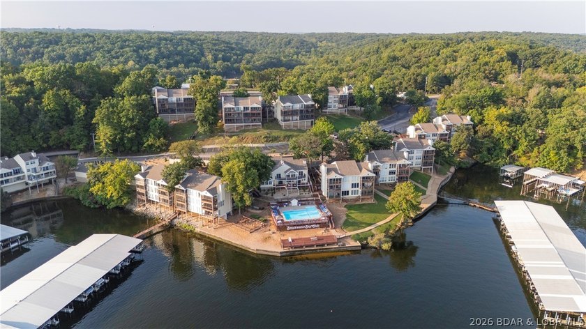 Enjoy lake front living at this multi-level and spacious 1,758 - photo 40