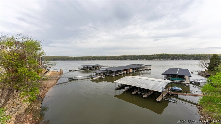 Enjoy lake front living at this multi-level and spacious 1,758 - photo 41