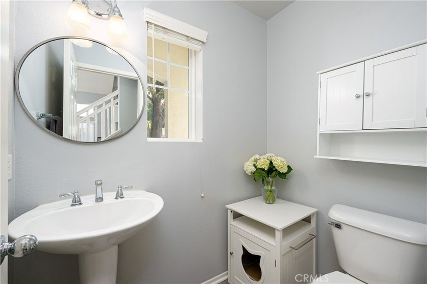 Step into this charming detached 3-bedroom, 2.5-bath home by - photo 15