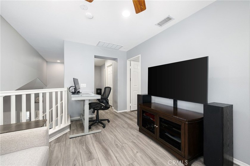 Step into this charming detached 3-bedroom, 2.5-bath home by - photo 22