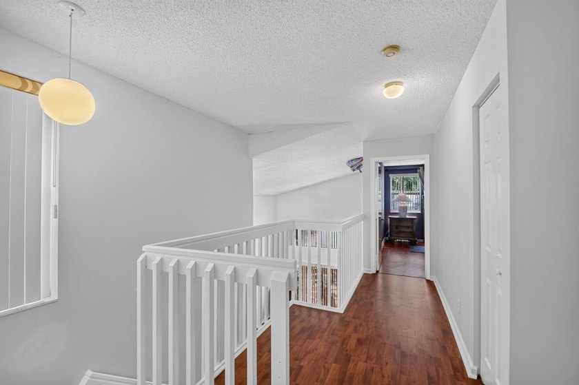COME AND SEE THIS SPACIOUS 2 STORY HOME LOCATED IN CENTRAL - photo 22