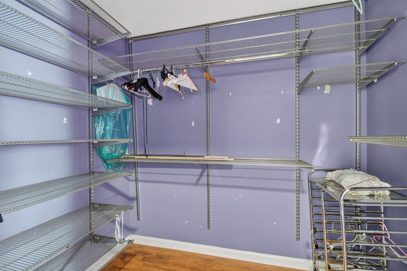 COME AND SEE THIS SPACIOUS 2 STORY HOME LOCATED IN CENTRAL - photo 31