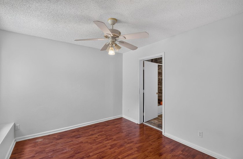 COME AND SEE THIS SPACIOUS 2 STORY HOME LOCATED IN CENTRAL - photo 35