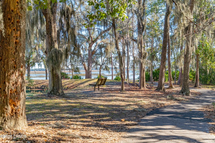 Welcome to 8 Wateree Court, a charming cottage style home - photo 43