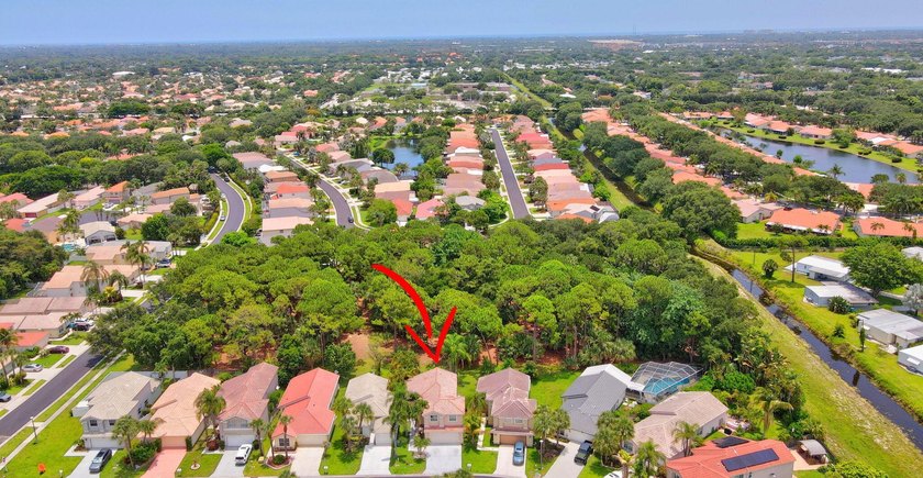 COME AND SEE THIS SPACIOUS 2 STORY HOME LOCATED IN CENTRAL - photo 46