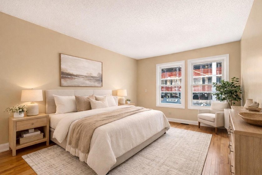 Turnkey and sun-drenched, 79 Amboy Street is a spacious - photo 7