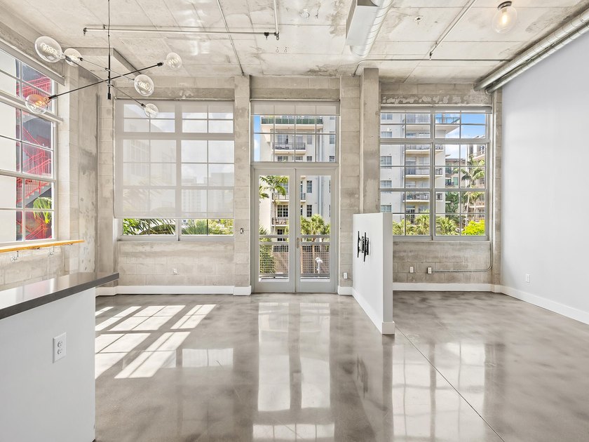 Step into this light filled, loft style studio in the heart of - photo 16