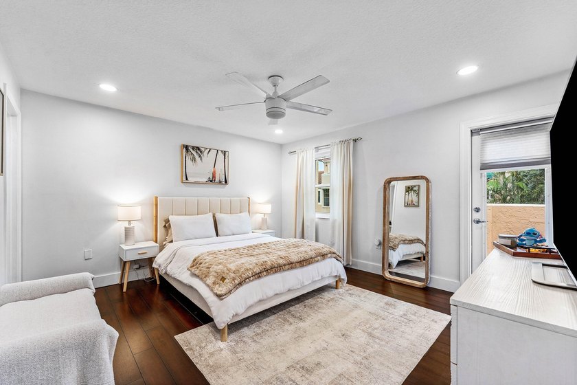 SELLER WILL PAY CONDO DUES FOR BUYER FOR REMAINDER OF 2026!!! - photo 21