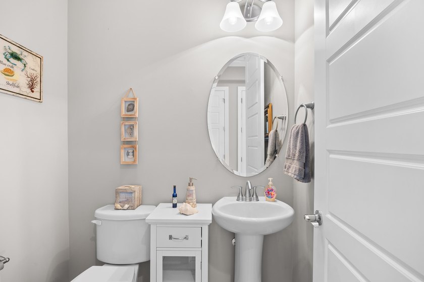 Beautifully updated Garden City beach home offering modern - photo 18