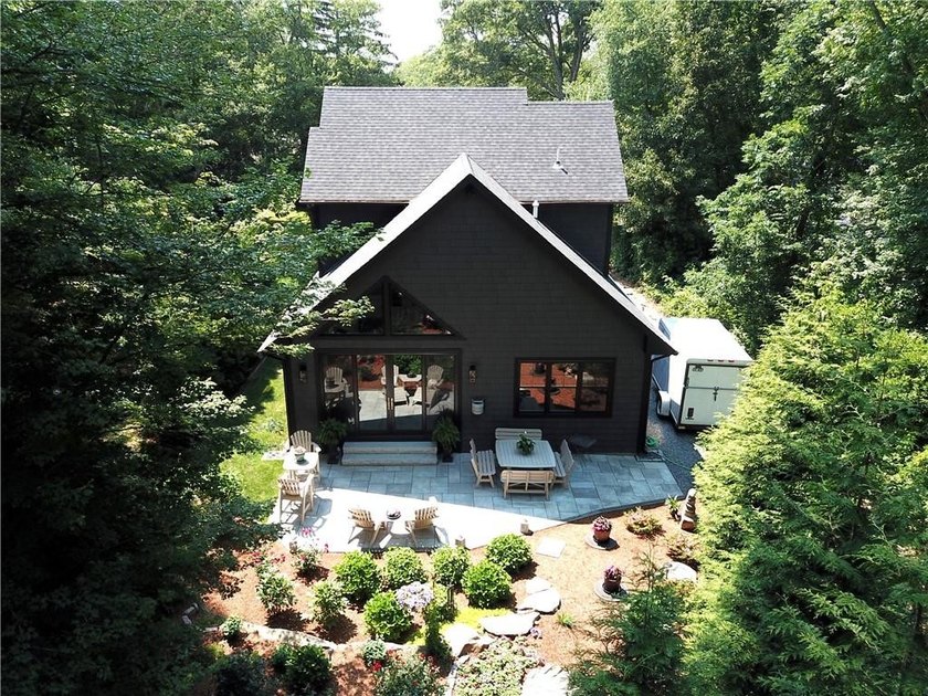 Enjoy the serenity of a South County lifestyle. High quality - photo 30