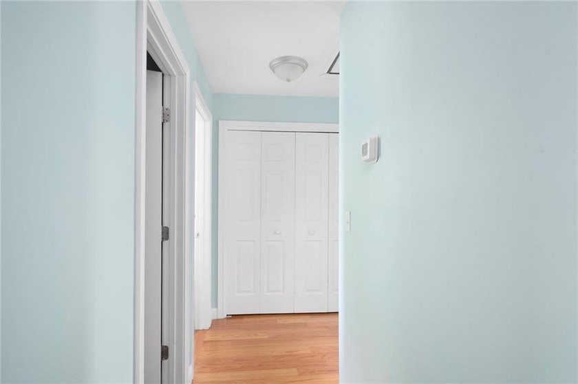 Welcome to 55 Vine Street, a beautifully maintained - photo 26