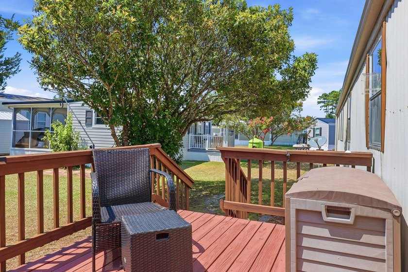 Welcome to Waterway View Community, a desirable 55+ leased land - photo 27