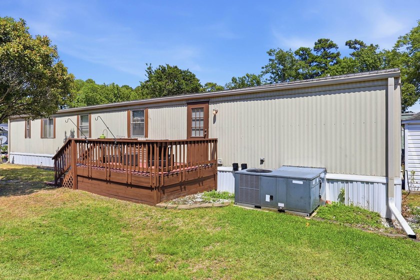 Welcome to Waterway View Community, a desirable 55+ leased land - photo 28