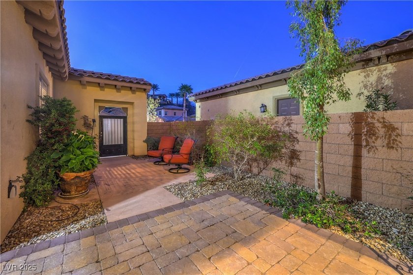 Welcome to 79 Rezzonico in stunning Lake Las Vegas, where - photo 16