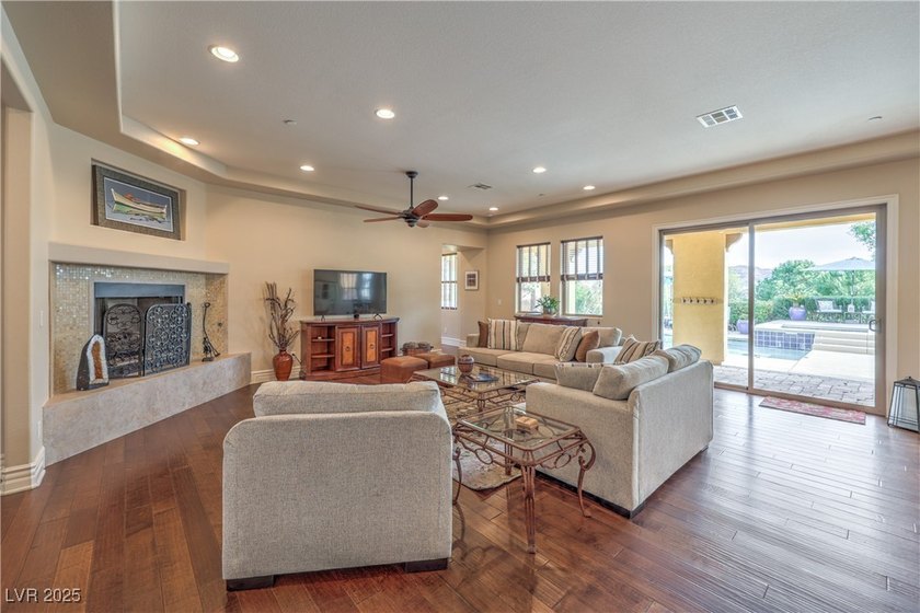 Welcome to 79 Rezzonico in stunning Lake Las Vegas, where - photo 22