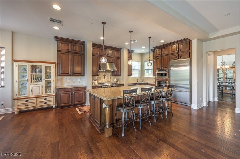 Welcome to 79 Rezzonico in stunning Lake Las Vegas, where - photo 24