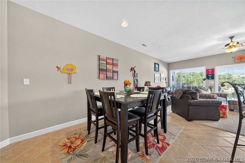 Lakefront living at its best! This 3BR/2BA, 1,400 sq ft condo in - photo 17