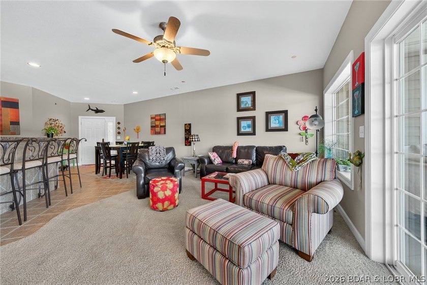 Lakefront living at its best! This 3BR/2BA, 1,400 sq ft condo in - photo 21
