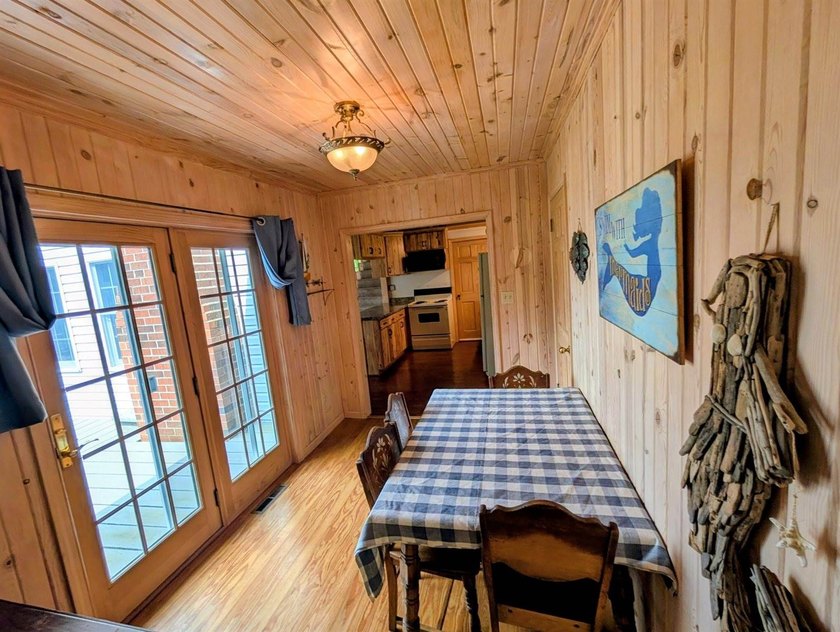 Welcome to your private Hamlin Lake retreat! This charming - photo 34