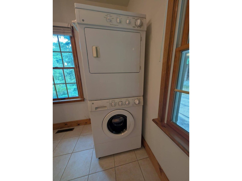 Welcome to your private Hamlin Lake retreat! This charming - photo 40