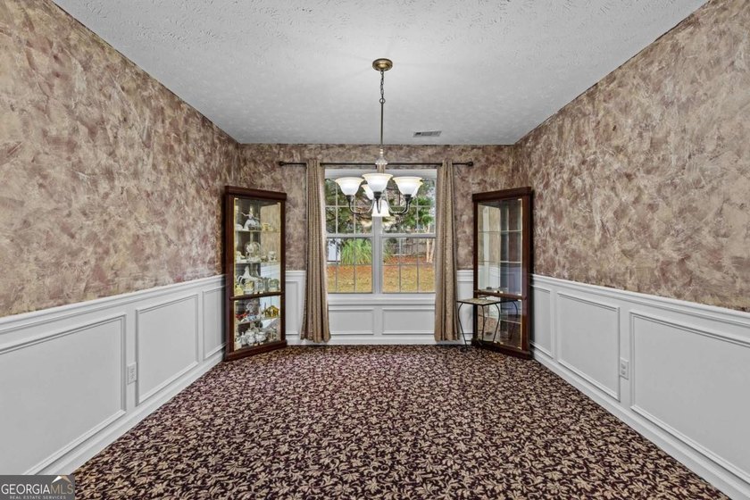!!! PRICE IMPROVEMENT !!! Welcome to this Amazing 2-Story - photo 11