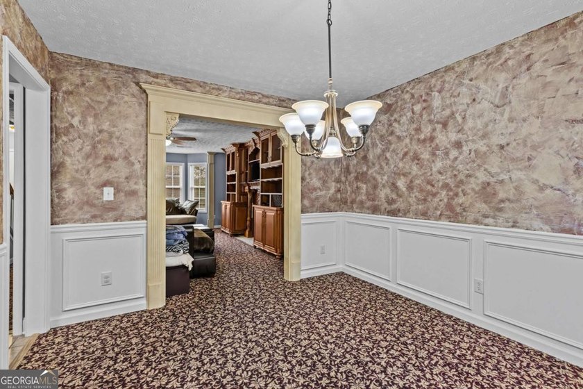 !!! PRICE IMPROVEMENT !!! Welcome to this Amazing 2-Story - photo 13