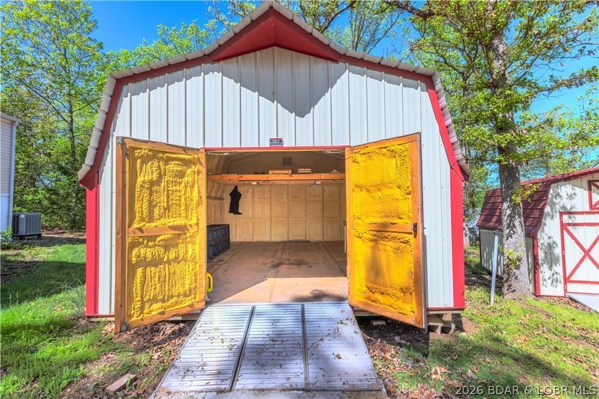 Enjoy the best of lake-area living at the 45MM, offering a - photo 21