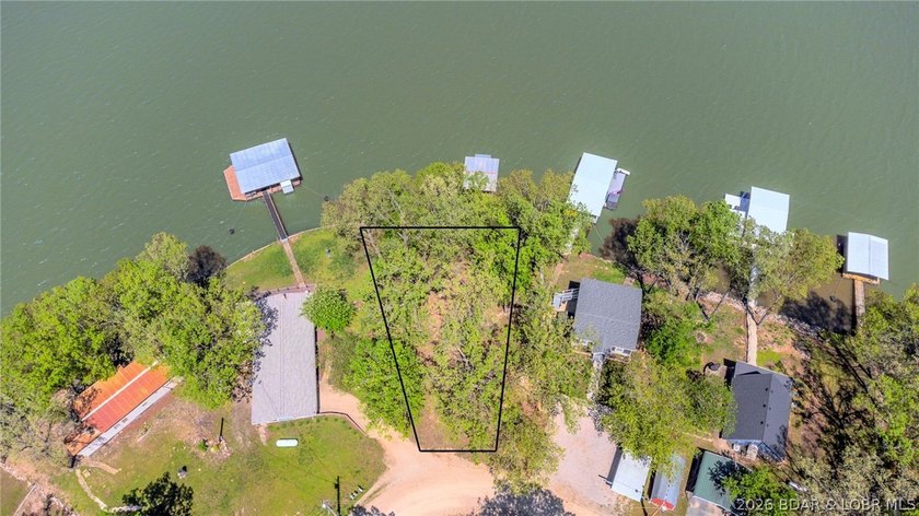 Enjoy the best of lake-area living at the 45MM, offering a - photo 25