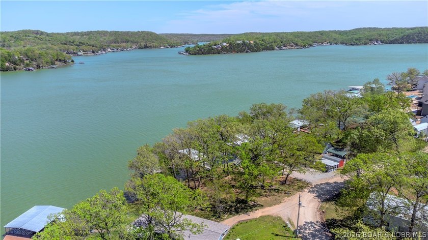 Enjoy the best of lake-area living at the 45MM, offering a - photo 27
