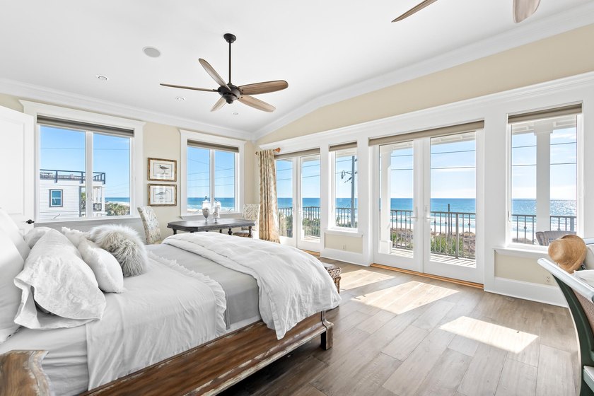 Elevate your coastal lifestyle in this one-of-a-kind, 4,000+ - photo 32